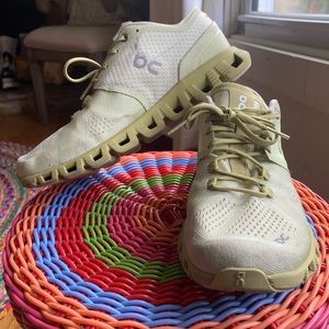 Light green/yellow On Helion sneakers. Great condition